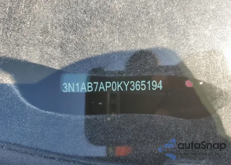 2019 Nissan Sentra S из США, поврежденный, VIN 3N1AB7AP0KY365194